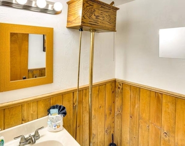 524 W Rainbow Boulevard - Photo Thumbnail 23