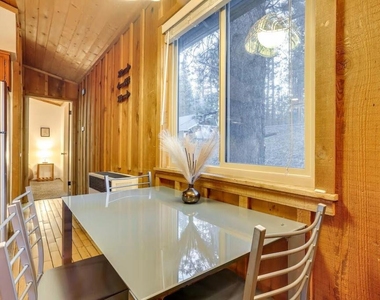 524 W Rainbow Boulevard - Photo Thumbnail 8