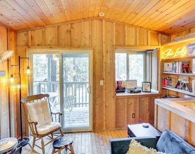 524 W Rainbow Boulevard - Photo Thumbnail 13