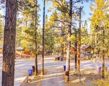524 W Rainbow Boulevard - Photo Thumbnail 16