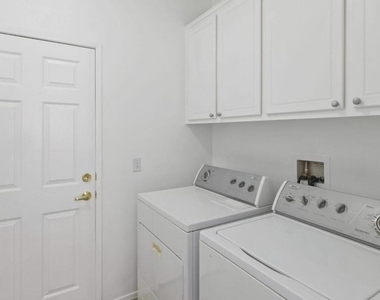 82770 Matthau Drive - Photo Thumbnail 8