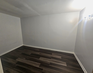 176 Marcus Garvey Boulevard - Photo Thumbnail 4