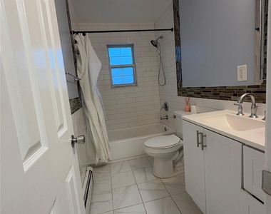 2328 New York Avenue - Photo Thumbnail 8