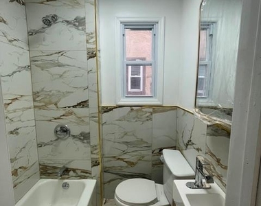 13522 232nd Street - Photo Thumbnail 9