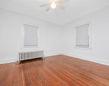 2069 Bellmore Avenue - Photo Thumbnail 15