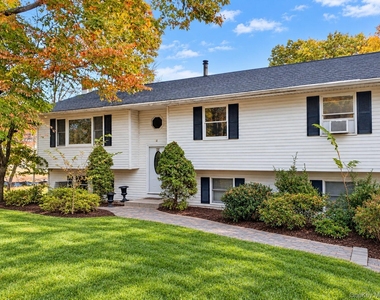 32 Peddler Hill - Photo Thumbnail 1