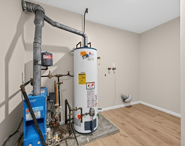292 Hubert Humphrey Drive - Photo Thumbnail 13