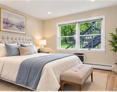 292 Hubert Humphrey Drive - Photo Thumbnail 10