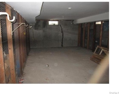 135 West Nyack Road - Photo Thumbnail 11