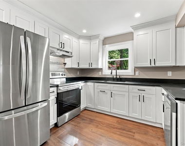 15 Hastings Drive - Photo Thumbnail 3
