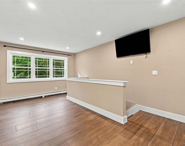 15 Hastings Drive - Photo Thumbnail 12