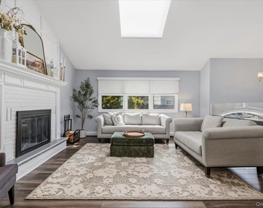 14 Sycamore Avenue - Photo Thumbnail 3