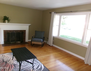 2023 Fairlawn Parkway - Photo Thumbnail 6