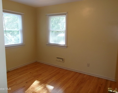 2023 Fairlawn Parkway - Photo Thumbnail 23