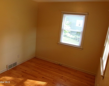 2023 Fairlawn Parkway - Photo Thumbnail 24