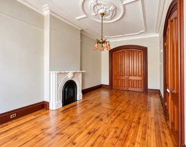 557 Carlton Avenue - Photo Thumbnail 11