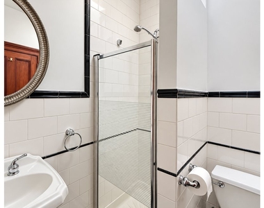 557 Carlton Avenue - Photo Thumbnail 19