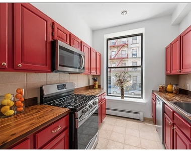 233 W 122nd Street - Photo Thumbnail 2