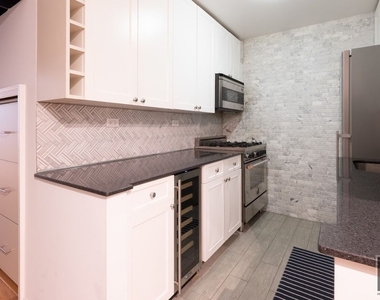 310 E 46th Street - Photo Thumbnail 6