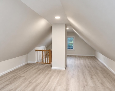 254 Somerset Street - Photo Thumbnail 8