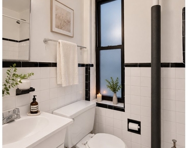 212 E 84th Street - Photo Thumbnail 6