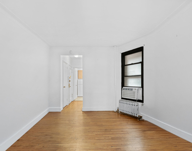212 E 84th Street - Photo Thumbnail 1