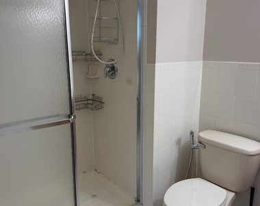 123 Chariot Court - Photo Thumbnail 10