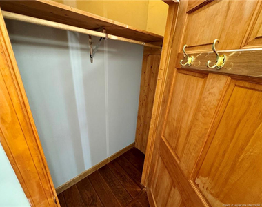 306 E 11th Street - Photo Thumbnail 21