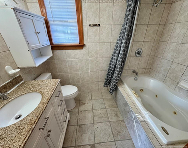 306 E 11th Street - Photo Thumbnail 24