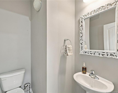 40 Taplow Trail - Photo Thumbnail 17