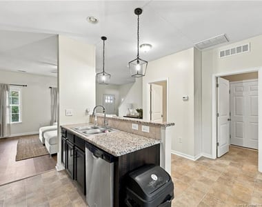 40 Taplow Trail - Photo Thumbnail 12