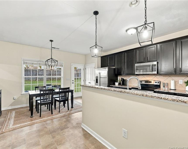 40 Taplow Trail - Photo Thumbnail 16