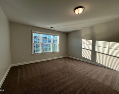 1347 Rosepine Drive - Photo Thumbnail 19