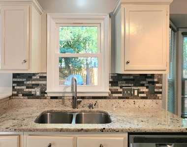 5517 Edgebury Road - Photo Thumbnail 6