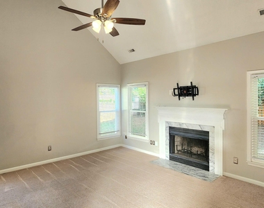 5517 Edgebury Road - Photo Thumbnail 4