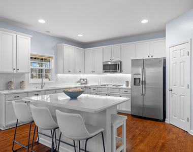 2813 Carriage Meadows Drive - Photo Thumbnail 23