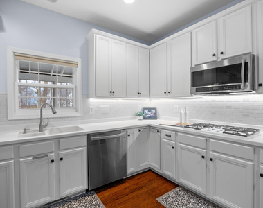 2813 Carriage Meadows Drive - Photo Thumbnail 18