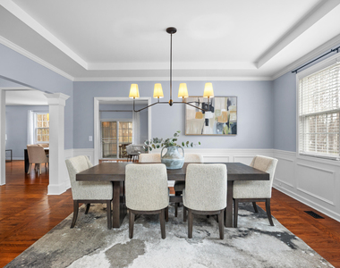 2813 Carriage Meadows Drive - Photo Thumbnail 15