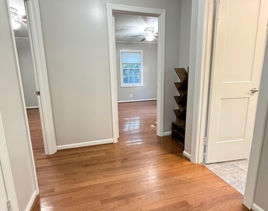 5215 Vann Street - Photo Thumbnail 11