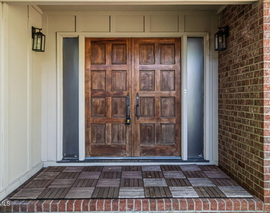 1906 Wedgewood Drive - Photo Thumbnail 2