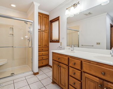 1906 Wedgewood Drive - Photo Thumbnail 19