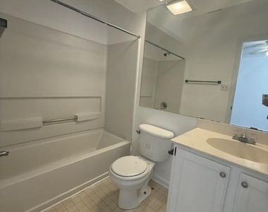 1446 Cimarron Parkway - Photo Thumbnail 10