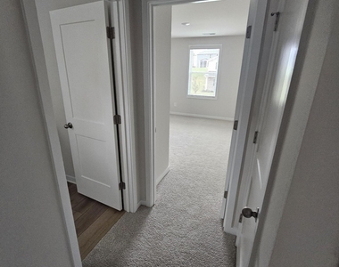 524 Southland Drive - Photo Thumbnail 21