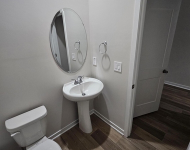 524 Southland Drive - Photo Thumbnail 24