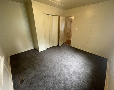 661 Coleman Street - Photo Thumbnail 2