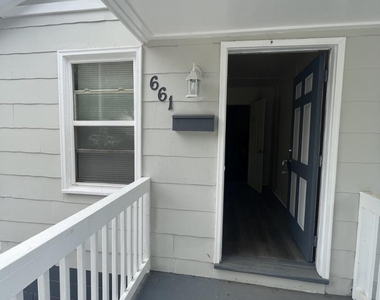 661 Coleman Street - Photo Thumbnail 4