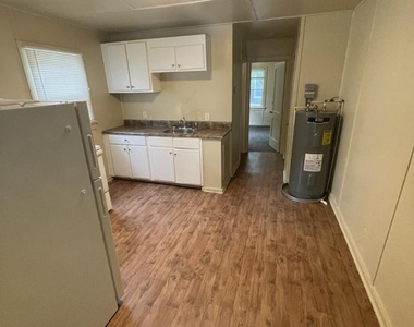661 Coleman Street - Photo Thumbnail 6