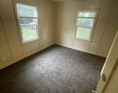 661 Coleman Street - Photo Thumbnail 7
