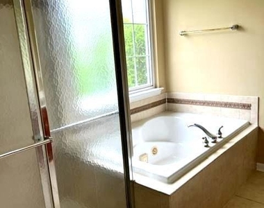 6 Fletcher Drive - Photo Thumbnail 17