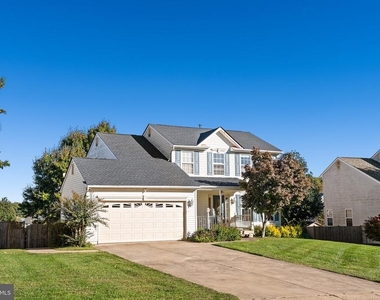 13835 Rosewood Drive - Photo Thumbnail 1